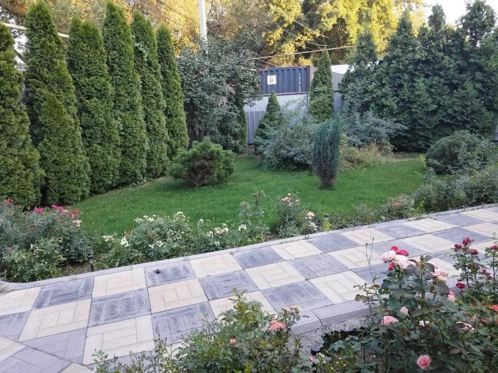 Алматы Шаңырақ үй бақшасы